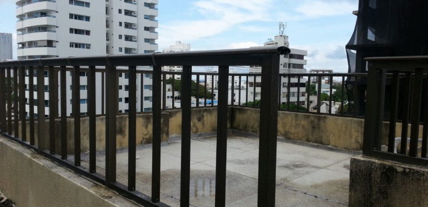 Apartamento en barrio Manga Cartagena