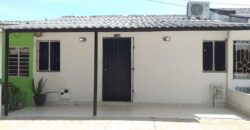 Casa en el barrio Los Almendros 3 etapa